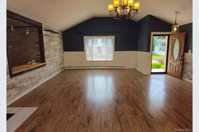 143 N Summit Avenue, Patchogue, NY 11772 - Photo 3