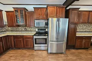 143 N Summit Ave, Patchogue, NY 11772 - Photo 7