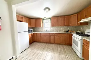 14 Liberty St, Middletown, NY 10940 - Photo 3