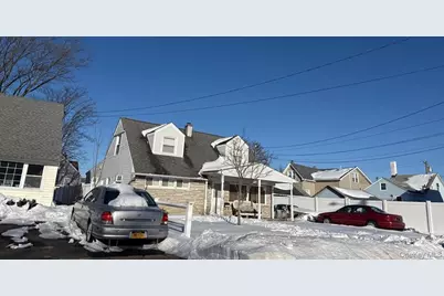 2 Quay Court, East Rockaway, NY 11518 - Photo 3