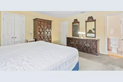 15 Thadford Street, East Northport, NY 11731 - Photo 27