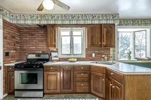 24 Orchard Farm Rd, Port Washington, NY 11050 - Photo 9