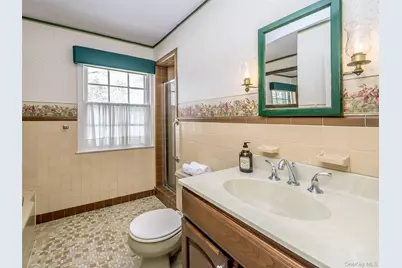 24 Orchard Farm Road, Port Washington, NY 11050 - Photo 19