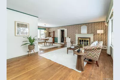 24 Orchard Farm Road, Port Washington, NY 11050 - Photo 7