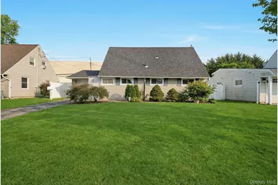 125 Hamlet Road, Levittown, NY 11756 - Photo 1