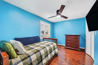 225 Farhan Lane, North Babylon, NY 11703 - Photo 23