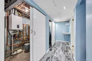 225 Farhan Ln, North Babylon, NY 11703 - Photo 29