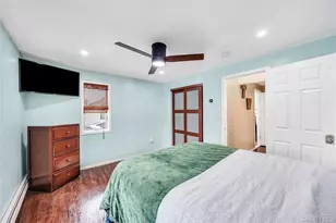 225 Farhan Ln, North Babylon, NY 11703 - Photo 21