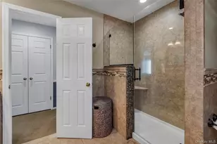 251 Vineyard Rd, Huntington, NY 11743 - Photo 17