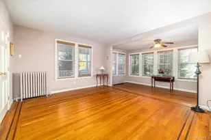 76 Driscoll Ave, Rockville Centre, NY 11570 - Photo 11