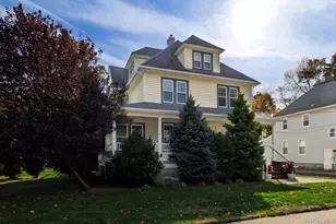 76 Driscoll Ave, Rockville Centre, NY 11570 - Photo 3