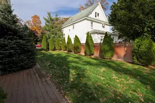 76 Driscoll Ave, Rockville Centre, NY 11570 - Photo 41