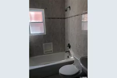 220 Pershing Parkway, Mineola, NY 11501 - Photo 13