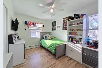 167 Avenue C, Holbrook, NY 11741 - Photo 11