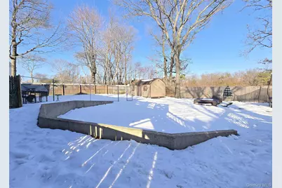 167 Avenue C, Holbrook, NY 11741 - Photo 19