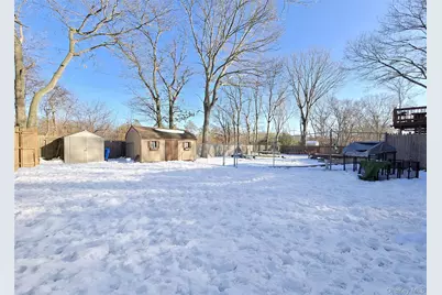 167 Avenue C, Holbrook, NY 11741 - Photo 17