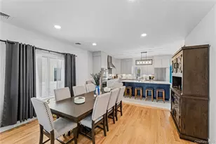 207 Pershing Pkwy, Mineola, NY 11501 - Photo 9