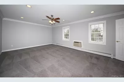 19 Pickwick Lane #19, North Babylon, NY 11703 - Photo 3