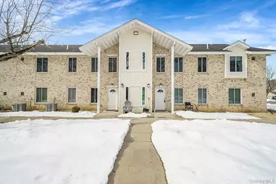 30 El Camino Ct #30, Coram, NY 11727 - Photo 3