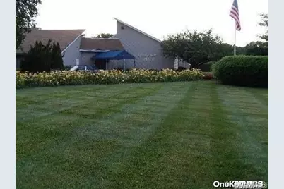 30 El Camino Ct #30, Coram, NY 11727 - Photo 3