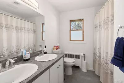 18 Wexford Street, Huntington, NY 11743 - Photo 21