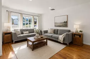 18 Wexford St, Huntington, NY 11743 - Photo 5