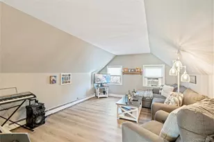 108 Swan Ln, Levittown, NY 11756 - Photo 19