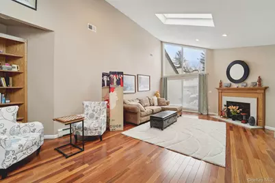 12 Chippewa Court, Suffern, NY 10901 - Photo 7