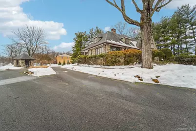 12 Chippewa Court, Suffern, NY 10901 - Photo 35