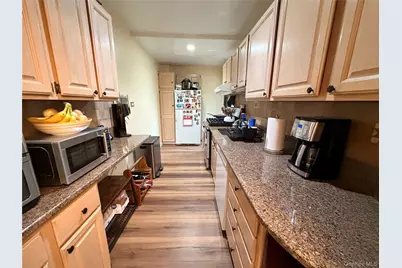 7311 210th Street #1O, Oakland Gardens, NY 11364 - Photo 5