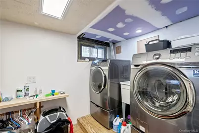 269-15 Union Turnpike, New Hyde Park, NY 11040 - Photo 33