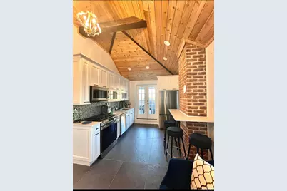 192 Beach 109th Street, Rockaway Park, NY 11694 - Photo 3