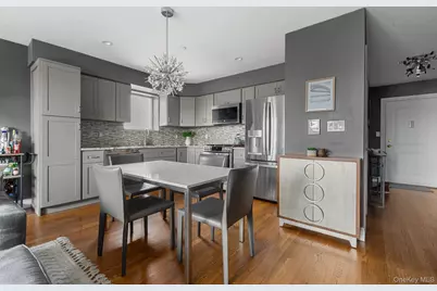 23-25 31st Avenue #Penthouse 7C, Astoria, NY 11106 - Photo 5