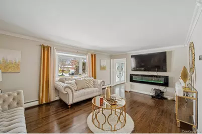 35 Saint Johns Place, West Babylon, NY 11704 - Photo 11