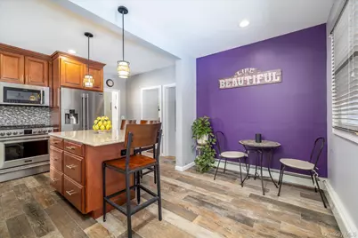 102 Franklin Avenue, Malverne, NY 11565 - Photo 11