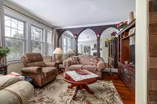 102 Franklin Ave, Malverne, NY 11565 - Photo 5