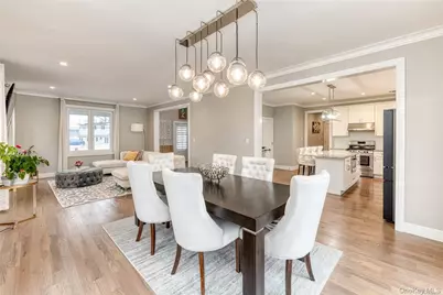 72 W Marine Avenue, Lindenhurst, NY 11757 - Photo 7