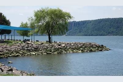 36 Main Street, Dobbs Ferry, NY 10522 - Photo 31