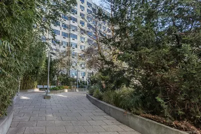 131-01 40th Road #17V, Flushing, NY 11354 - Photo 29