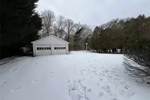 300 Hewlett Ave, Patchogue, NY 11772 - Photo 3