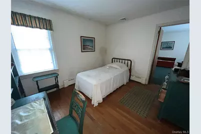 300 Hewlett Avenue, Patchogue, NY 11772 - Photo 7