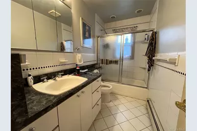 630 S Wellwood Avenue, Lindenhurst, NY 11757 - Photo 15