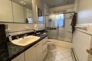 630 S Wellwood Ave, Lindenhurst, NY 11757 - Photo 15