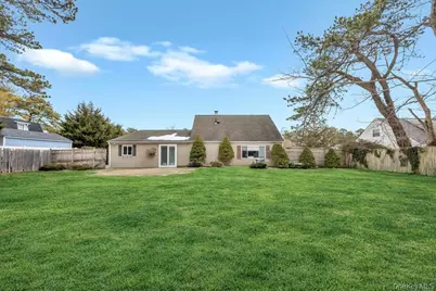 60 White Pine Way, Medford, NY 11763 - Photo 27