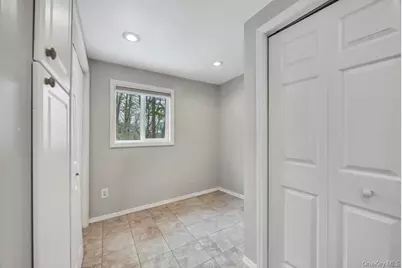 60 White Pine Way, Medford, NY 11763 - Photo 21