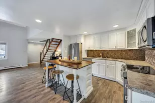 60 White Pine Way, Medford, NY 11763 - Photo 5