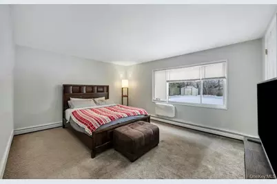 60 White Pine Way, Medford, NY 11763 - Photo 13