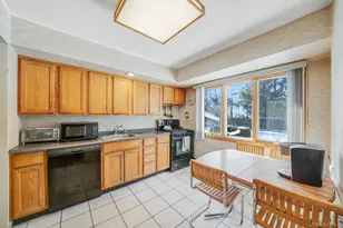 24 Kings Park Rd, Commack, NY 11725 - Photo 17
