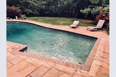 42 Hearthstone Drive, Dix Hills, NY 11746 - Photo 5