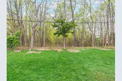 1 Milford Lane, Glen Cove, NY 11542 - Photo 35